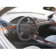 Перетяжка кожей торпедо Mercedes E200 фото