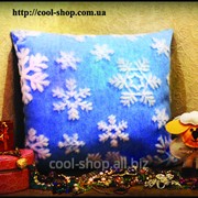 Новогодняя светящаяся подушка Снежинка фото