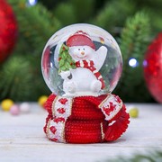 Стеклянный шар со снегом "Снеговик с ёлкой" (6,5 см)