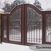 Ворота распашные металлические для загородного дома