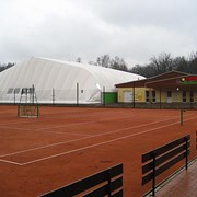 Строительство теннисного корта – наливное резиново фото