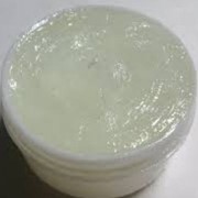 Масло вазелиновое вязкость 5, 16, 32, 55 и вазелин белый фармакопейный фото
