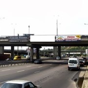 Размещение рекламы на мостах фотография