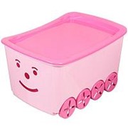 Контейнер для игрушек “Гусеница“ розовый 56,5х40х31,5 см с крышкой на колесах фотография