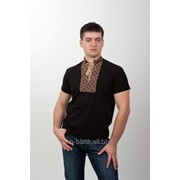 Мужская вышитая футболка ромбовидный орнамент фото