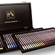 Набор цветных шестигранных карандашей Carandache Pastel,4.7мм, деревянная коробка, 84 цвета фото