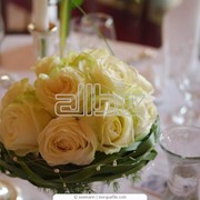 Услуги по свадебному цветочному оформлению фото
