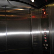 Лифты гидравлические и грузовые платформы фотография