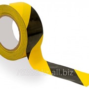 Лента разметочная клеевая (черно-желтая) фото