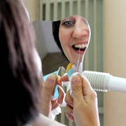 Отбеливание зубов с помощью р-ра перекиси карбамида фотография