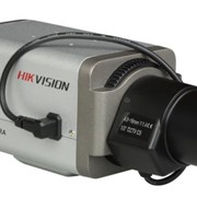 Камера видеонаблюдения цветная Hikvision DS-2CC102P фотография