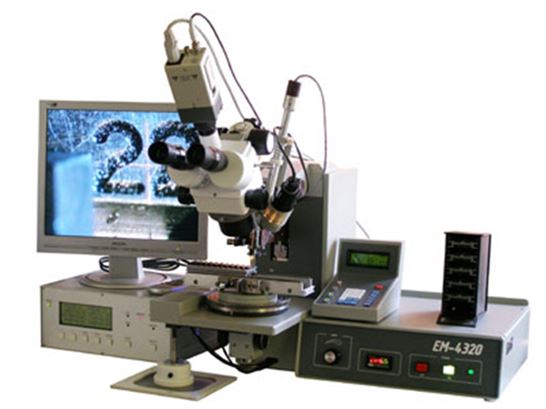 Установка микросварки. Установки микросварки эм-429. Установка микросварки. Ультразвуковая микросварка золотой проволокой. Микросварка эм 4320.