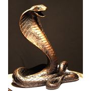 Скульптура из бронзы фото