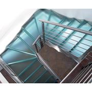 Стеклянные лестницы стеклянные ступени - разработка и изготовление по индивидуальным проектам