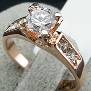 Позолоченное кольцо Glamour с кристаллами Сваровски Swarovski и цирконием фото