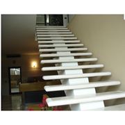Лестницы из травертина фото