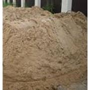 Песок овражный строительный фото