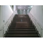 Лестницы из нержавейки фотография