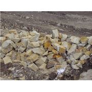 Камень из песчаника с Ямпольского карьера для ландшафтного дизайна. Купить песчаник от производителя