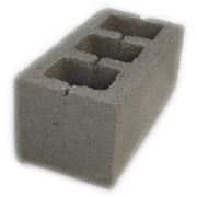 Шлакоблоки - это условное название строительных блоков которые получают так называемым методом вибропрессования бетонного раствора в специальной форме