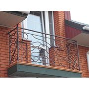 Кованые ограждения балконов