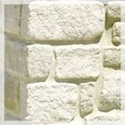 Стеновая кладка тесаный камень мшанковый известняк