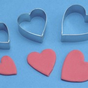 Формы для вырезания теста в форме сердечек от PME - 3 шт. фото