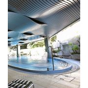 Алюминиевые потолки в басейн фотография