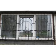 Решетки оконные с Днепропетровска ограждения и защита на окна двери металлические с элементами ковки в Украине решетки металлические на окна фото