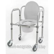 Кресло-туалет складной на колесах фотография