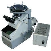 Настольные металлографические микроскопы с вертикальным расположением предметного столика ММР-2 и ММР-2Р обеспечивают визуальное наблюдение объектов в бинокулярную насадку и на демонстрационном экране фотографирование объектов на пластинку 9 х 12 см или фото