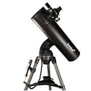 Телескоп с автонаведением Levenhuk SkyMatic 135 GTA. Рефлектор Ньютона. Диаметр объектива: 130 мм. Фокусное расстояние: 650 мм