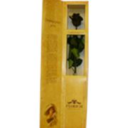 Незабіваемій подарок к последнему звонку - неувядающие натуральные розы в стильной подарочной коробке.