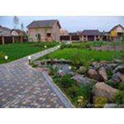 Укладка тротуарной плитки, благоустройство, газоны фото