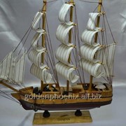 Статуэтка Корабль цвет дерева с коричневым фото