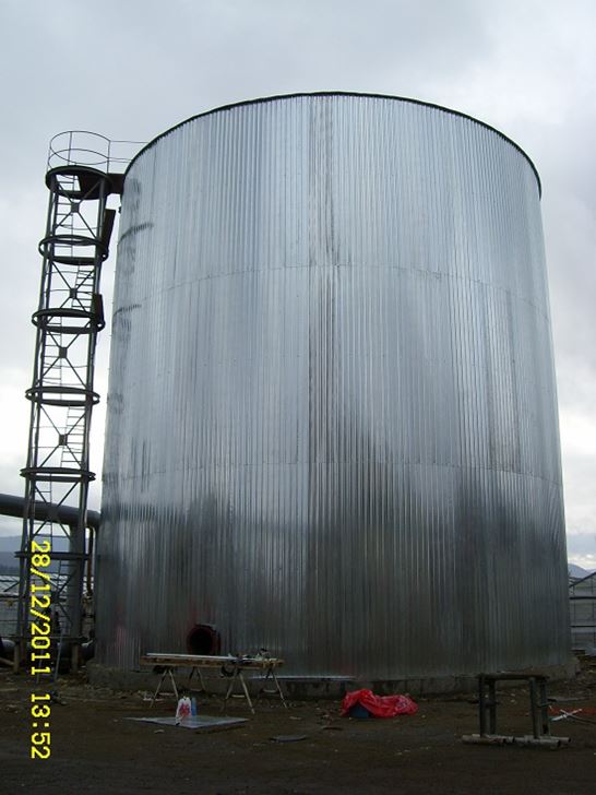 4000 м3. ). складской терминал селятино. днище рвс 5000 м3. монтаж рвс 5000 м3 рулонные захлесточный стык.