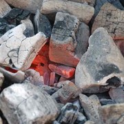 Уголь древесный для мангалов фото