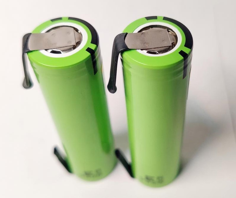 аккумулятор murata vtc5a - 2500mah. аккумулятор samsung 18650/30q. аккумулятор 18650 под пайку. аккумуляторы 18650 высокотоковые с выводами. аккумулятор 18650 литокала.