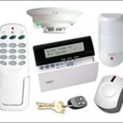 Установка систем видеонаблюдения, охранно-пожарной сигнализации и контроля доступа фото