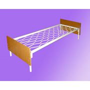 Кровать металлическая с деревянными спинками (со спинками из ЛДСП) фото