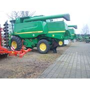 Комбайны зерноуборочные John Deere W 650 фото