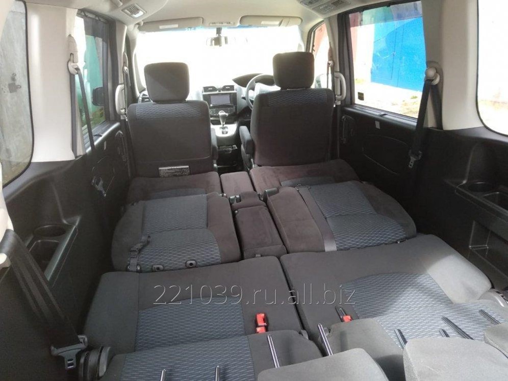 Nissan Serena 2014 салон