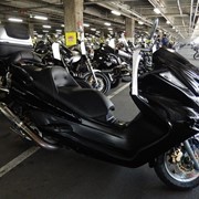 Мотоцикл скутер No. B5122 Yamaha MAJESTY 250 C