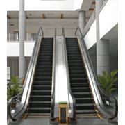 Эскалаторы поэтажные L35° ступень 800мм и1000мм высота подъема от 3 до 4 м/от 4 до 5 м/от 5 до 6 м для перемещения людей в многоэтажных торговых выставочных административных спортивных киноконцертных зданиях и сооружениях аэропортах вокзалах и др фото