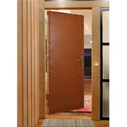 Обивка деревянной двери винилискожей с утеплителем фото