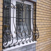 Решетки на окна кованные из металла фото