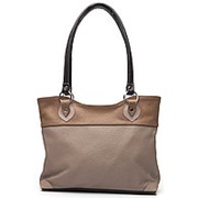 Женская сумка, выполненная из мягкой натуральной кожи фото