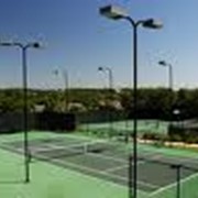 Освещение теннисных кортов и спортивных площадок фото