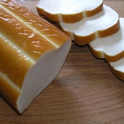 Сыр колбасный копченый фотография