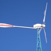 Ветроэлектрическая установка FLAMINGO AERO-4.4 (Фламинго Аэро) применяется в местах, где отсутствует сетевая энергия: туристические лагеря, фермерские хозяйства, дачные участки, питание автономных комплексов и как резервный источник электроэнергии фотография